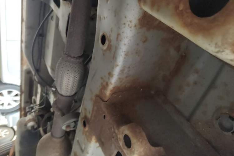 Used Wuling Zhiguang V 2017 1.2L Base Version LMH Chassis Front Left