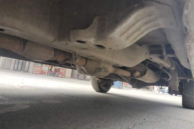 Used Wuling Zhiguang V 2017 1.2L Base Version LMH Chassis Front Left