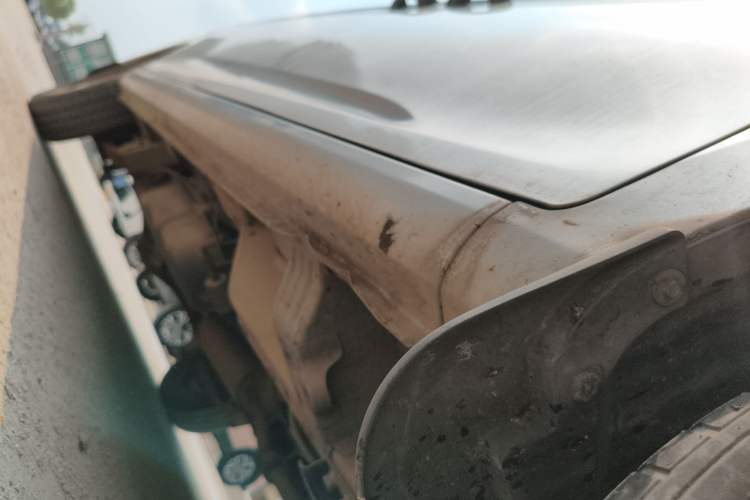 Used Wuling Zhiguang V 2017 1.2L Base Version LMH Chassis Front Right