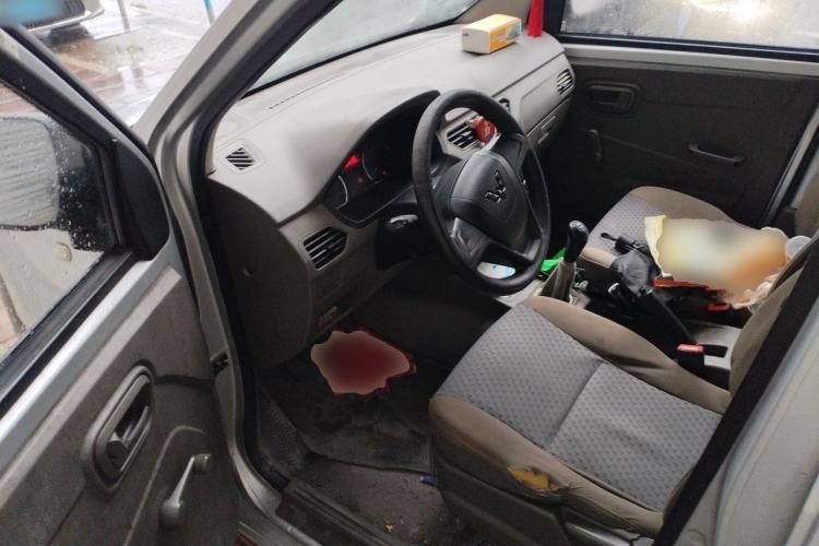 Used Wuling Zhiguang V 2017 1.2L Base Version LMH Driver Seat