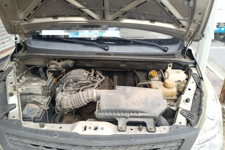 Used Wuling Zhiguang V 2017 1.2L Base Version LMH Engine Bay