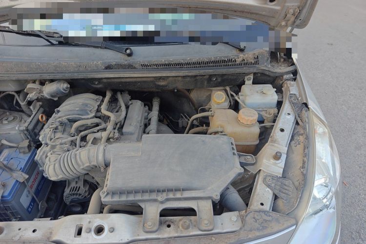 Used Wuling Zhiguang V 2017 1.2L Standard Version I LMH Engine Bay Left