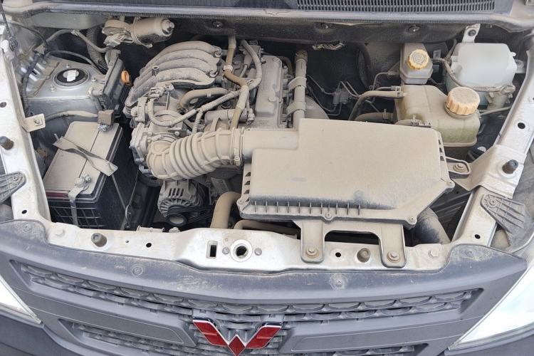 Used Wuling Zhiguang V 2017 1.2L Base Version LMH Engine Bay
