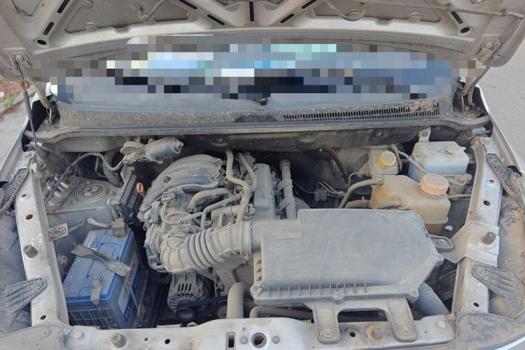 Used Wuling Zhiguang V 2017 1.2L Standard Version I LMH Engine Bay
