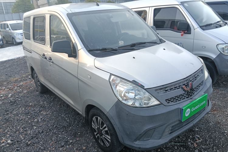 Used Wuling Zhiguang V 2017 1.2L Base Version LMH Exterior 1