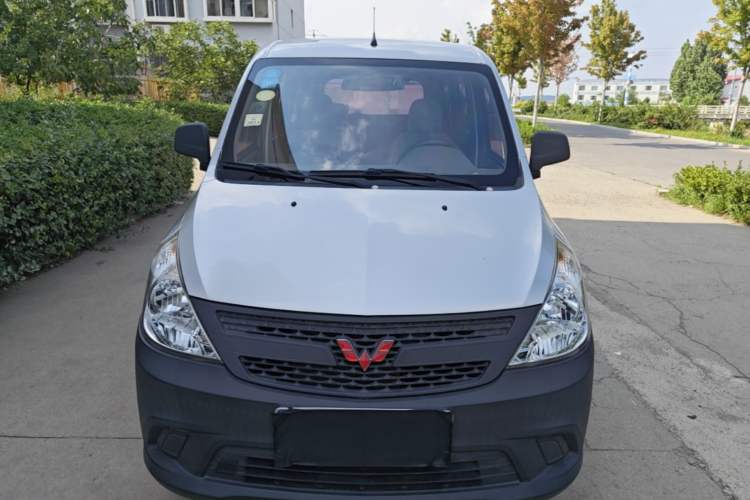 Used Wuling Zhiguang V 2017 1.2L Base Version LMH Front