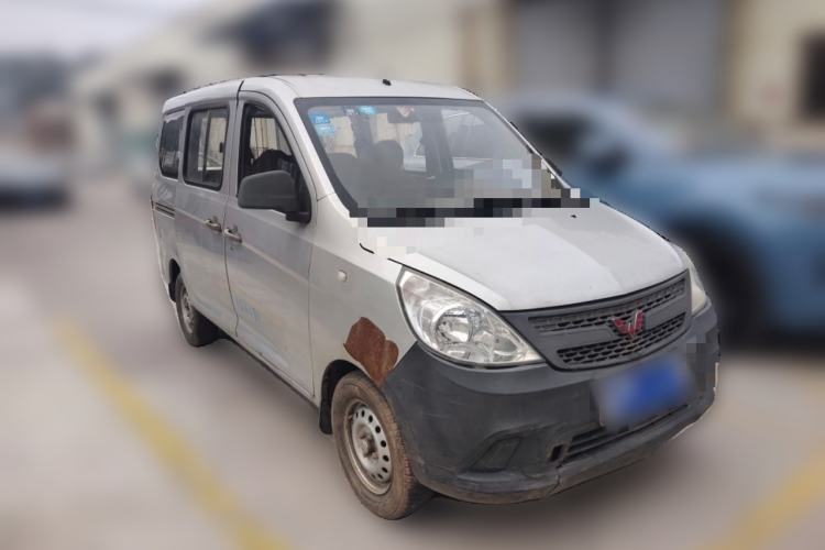 Used Wuling Zhiguang V 2017 1.2L Base Version LMH Front Right 45 Deg