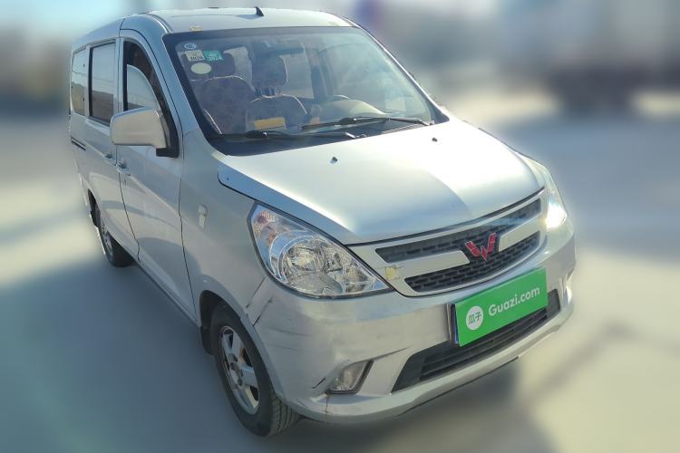 Used Wuling Zhiguang V 2017 1.2L Standard Version I LMH Front Right 45 Deg