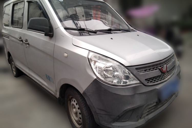 Used Wuling Zhiguang V 2017 1.2L Base Version LMH Front Right 45 Deg