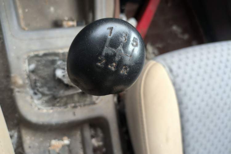 Used Wuling Zhiguang V 2017 1.2L Base Version LMH Gear Lever