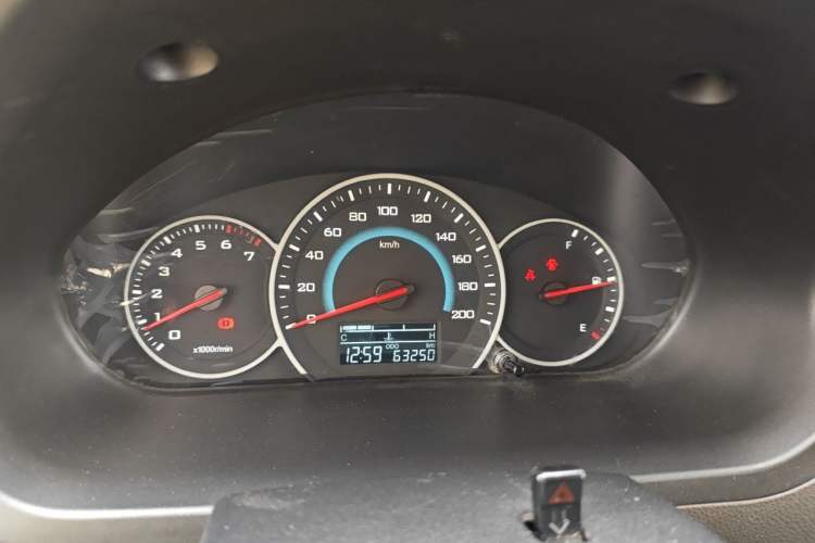 Used Wuling Zhiguang V 2017 1.2L Standard Version I LMH Instrument Cluster