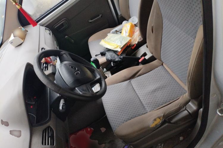 Used Wuling Zhiguang V 2017 1.2L Base Version LMH Left Front Seat