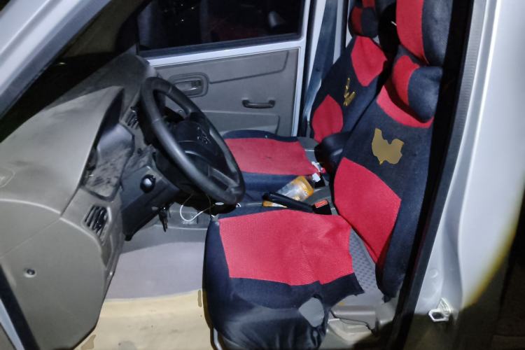 Used Wuling Zhiguang V 2017 1.2L Base Version LMH Left Front Seat