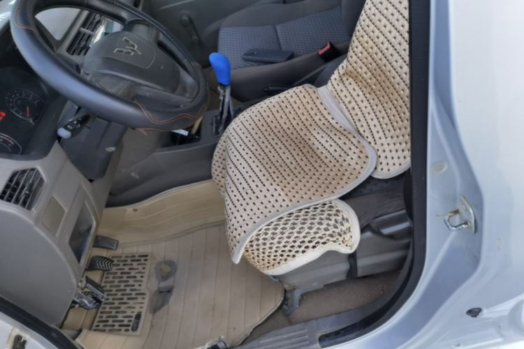 Used Wuling Zhiguang V 2017 1.2L Base Version LMH Left Front Seat