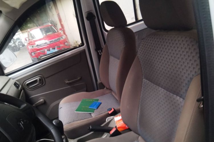 Used Wuling Zhiguang V 2017 1.2L Base Version LMH Left Front Seat