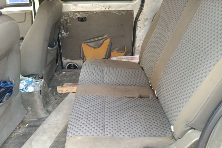 Used Wuling Zhiguang V 2017 1.2L Base Version LMH Left Rear Seat