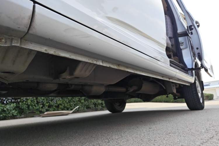 Used Wuling Zhiguang V 2017 1.2L Base Version LMH Left Side Sill