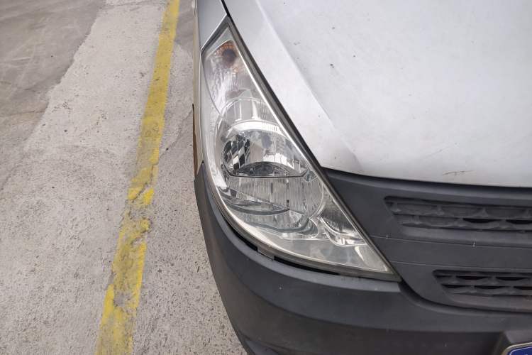 Used Wuling Zhiguang V 2017 1.2L Base Version LMH Right Front Headlight