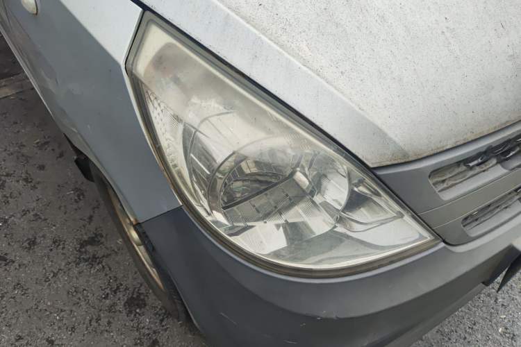 Used Wuling Zhiguang V 2017 1.2L Base Version LMH Right Front Headlight