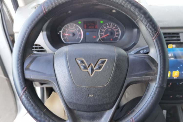 Used Wuling Zhiguang V 2017 1.2L Base Version LMH Steering Wheel