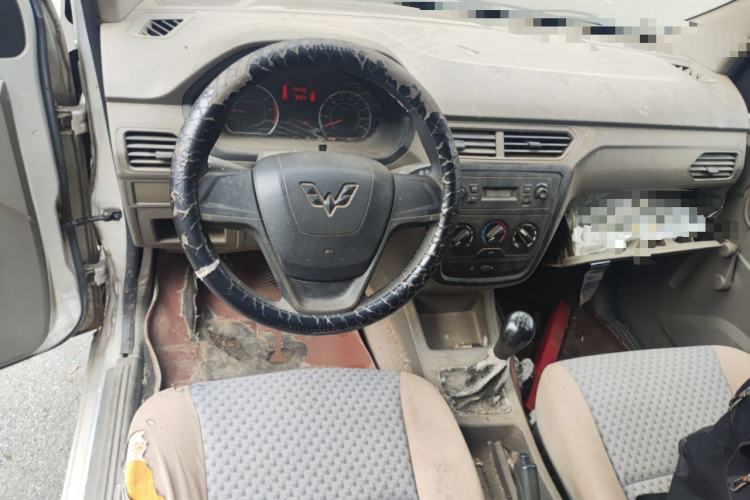Used Wuling Zhiguang V 2017 1.2L Base Version LMH Steering Wheel