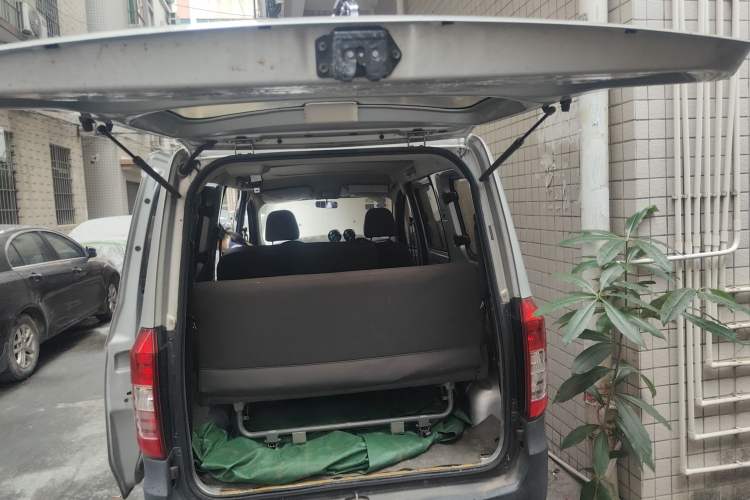 Used Wuling Zhiguang V 2017 1.2L Base Version LMH Trunk