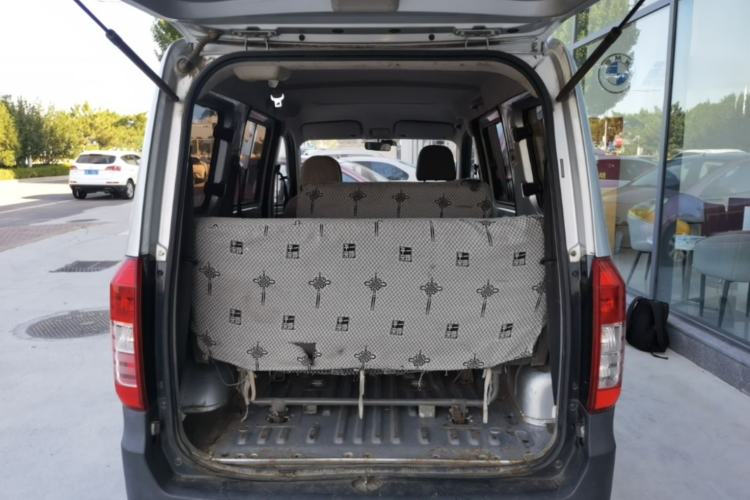 Used Wuling Zhiguang V 2017 1.2L Base Version LMH Trunk