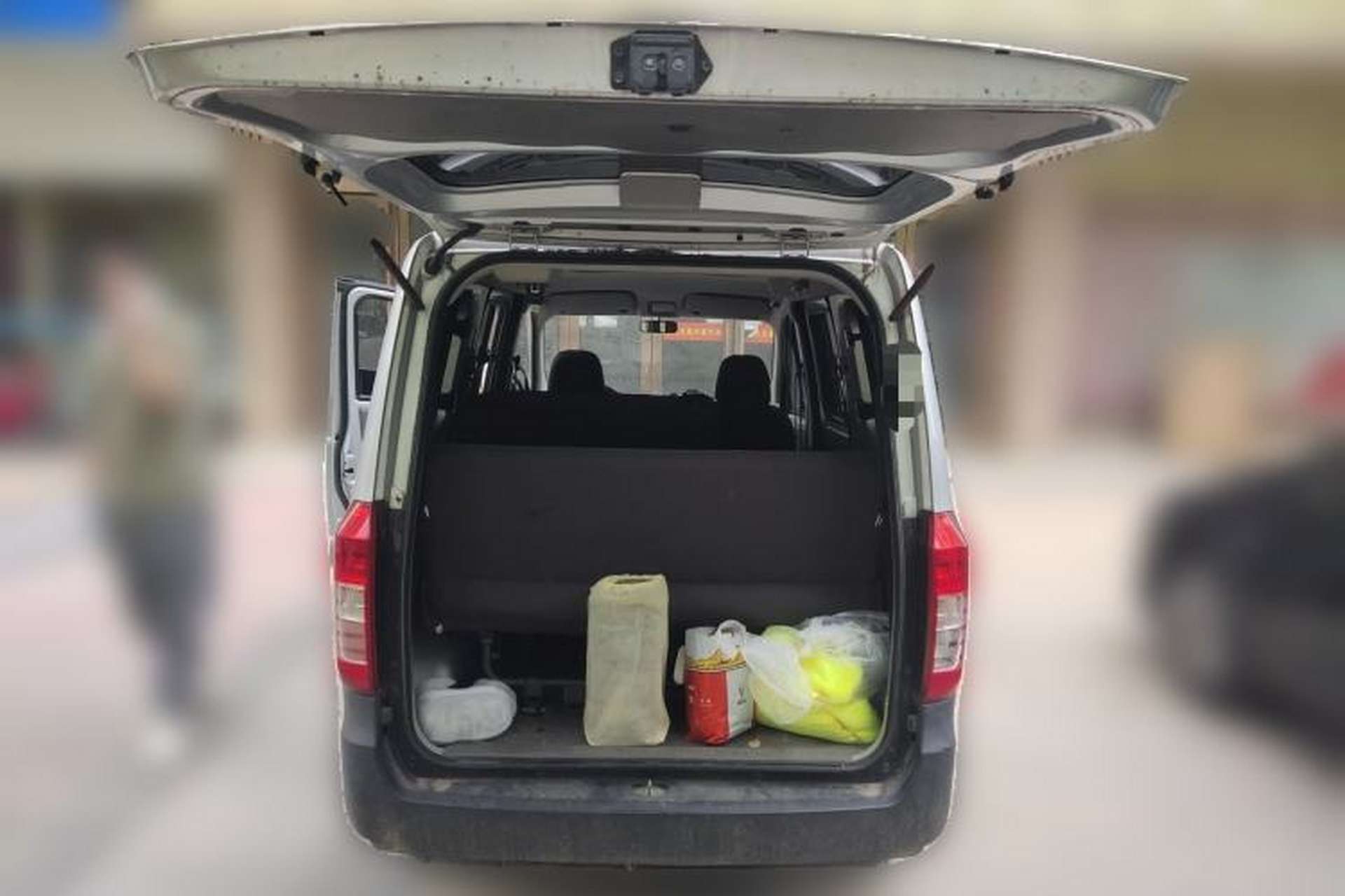Used Wuling Zhiguang V 2017 1.2L Base Version LMH Trunk