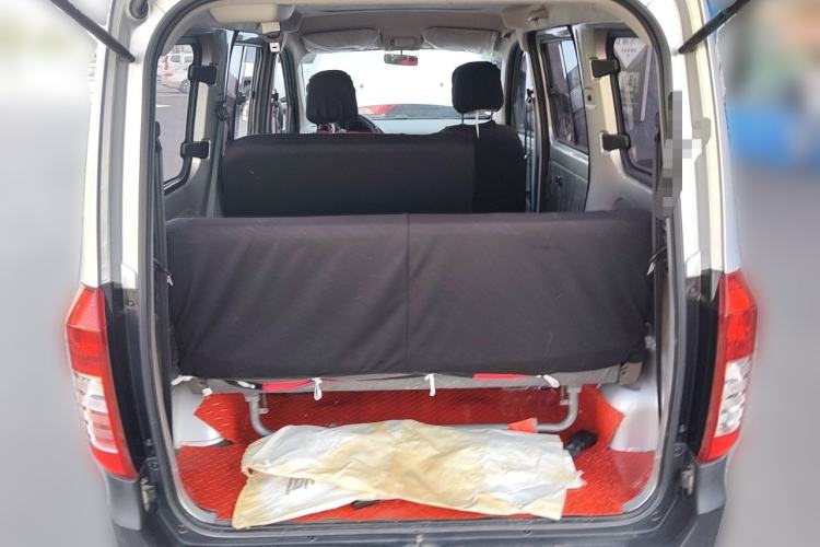 Used Wuling Zhiguang V 2017 1.2L Base Version LMH Trunk