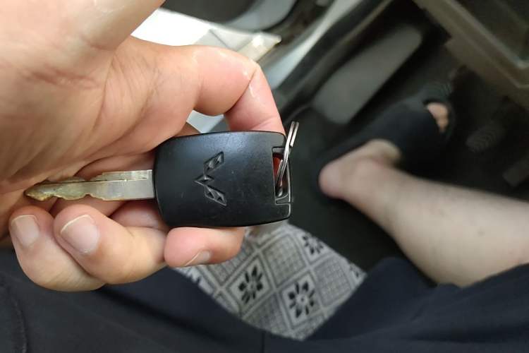 Used Wuling Zhiguang V 2017 1.2L Base Version LMH Vehicle Key