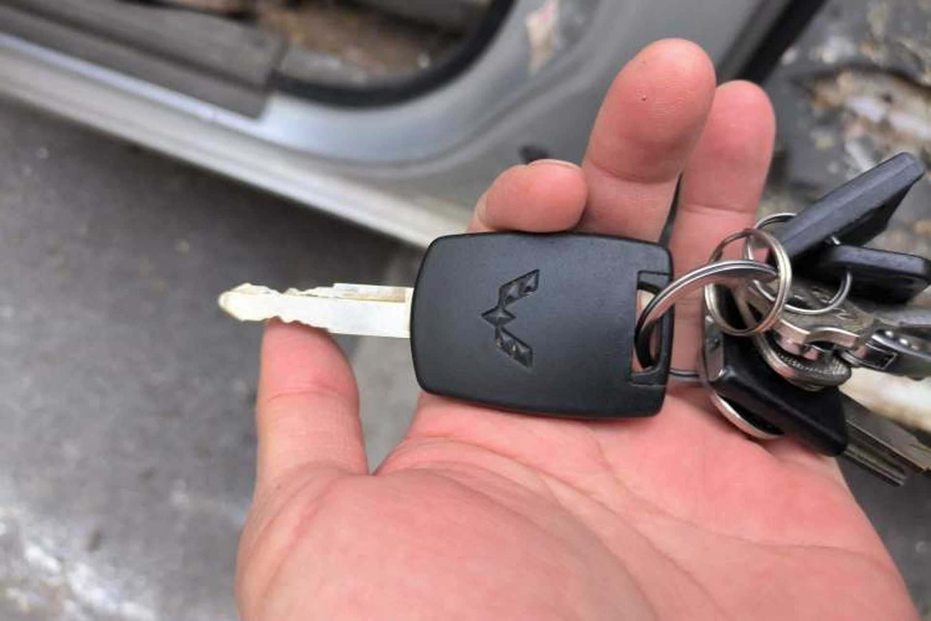 Used Wuling Zhiguang V 2017 1.2L Base Version LMH Vehicle Key