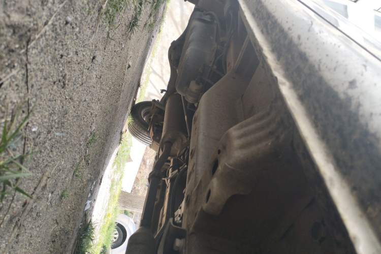 Used Wuling Zhiguang V 2018 1.2L Standard Model LMH Chassis Front Right