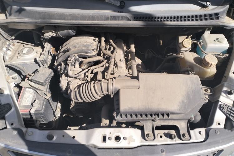 Used Wuling Zhiguang V 2018 1.2L Standard Model LMH Engine Bay