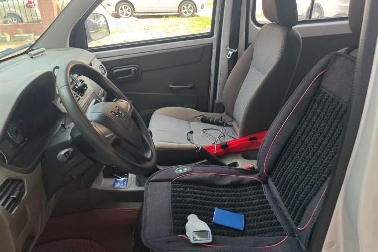Used Wuling Zhiguang V 2018 1.2L Practical Model LMH Left Front Seat