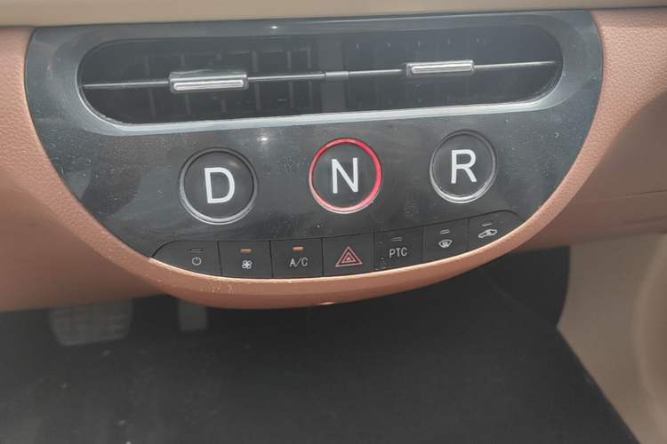 Used Xiaohu EV 2021 FOR-Two Little Cute Tiger Lithium-Ion Battery Gear Lever