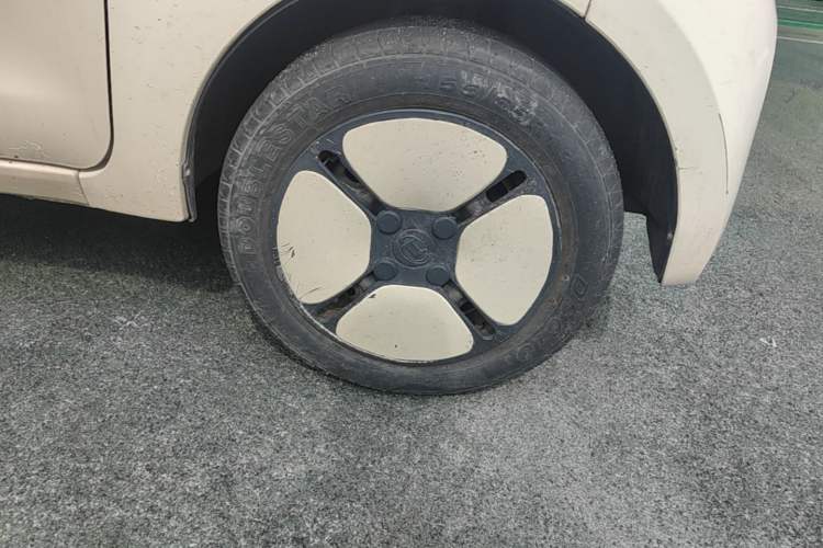 Used Xiaohu EV 2021 FOR-Two Little Cute Tiger Lithium-Ion Battery Right Front Wheel Hub