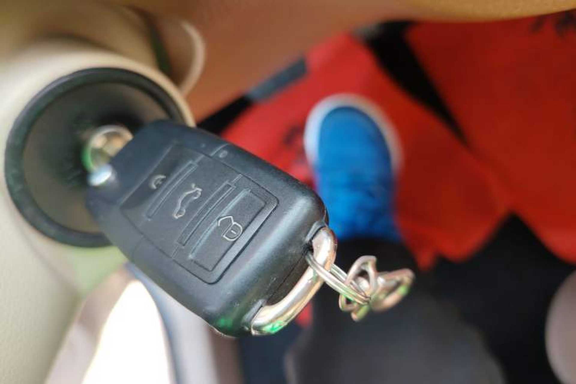 Used Xiaohu EV 2021 FOR-Four Guai Guai Hu Three-Cell Lithium Vehicle Key