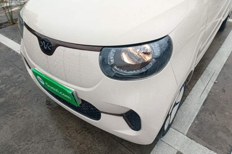 Used Xiaohu EV 2021 FOR-Four Guai Guai Hu Three-Cell Lithium Left Front Headlight