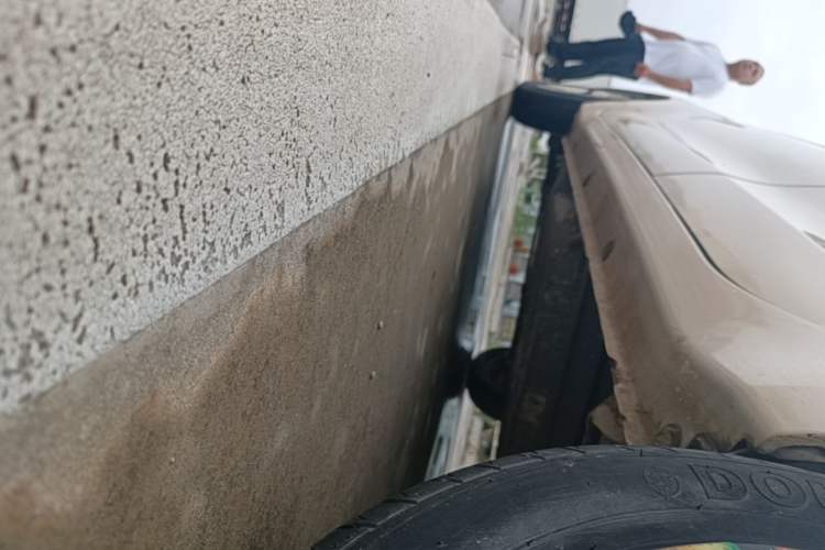 Used Xiaohu EV 2021 FOR-Four Guai Guai Hu Three-Cell Lithium Left Side Sill