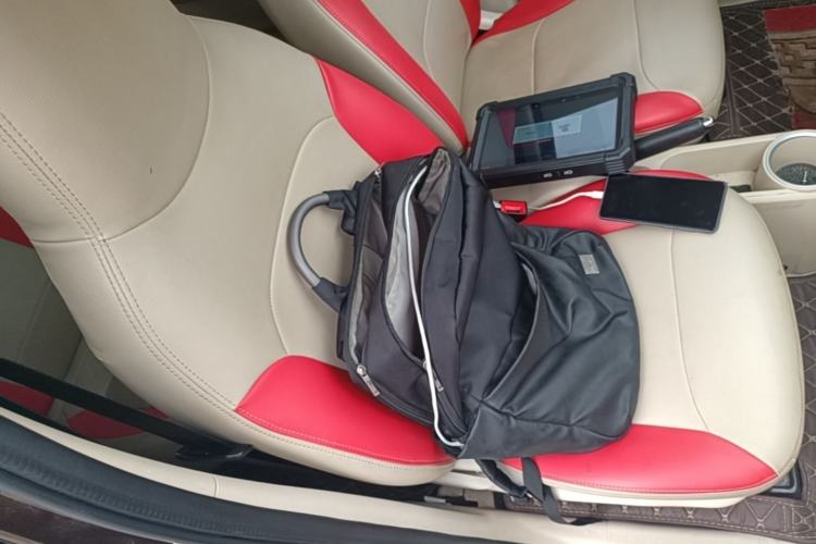 Used Xiaohu EV 2021 FOR-Four Guai Guai Hu Three-Cell Lithium Right Front Seat
