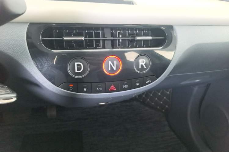 Used Xiaohu EV 2021 FOR-Four Guai Guai Hu Three-Cell Lithium Gear Lever