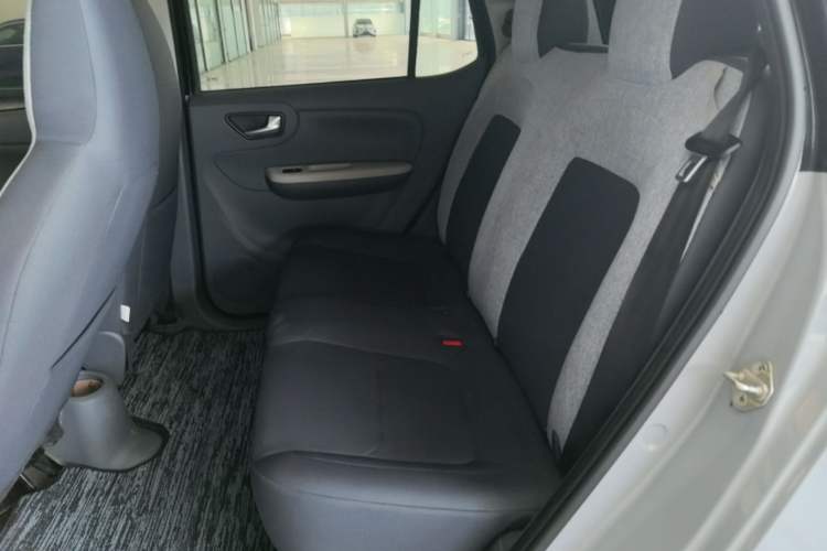 Used Xiaohu EV 2021 FOR-Four Guai Guai Hu Three-Cell Lithium Left Rear Seat