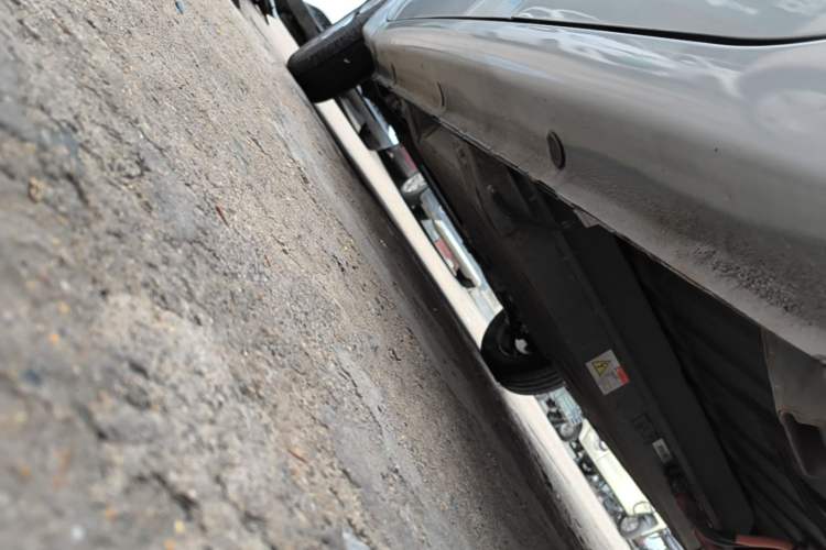 Used Xiaohu EV 2021 FOR-Four Guai Guai Hu Three-Cell Lithium Left Side Sill