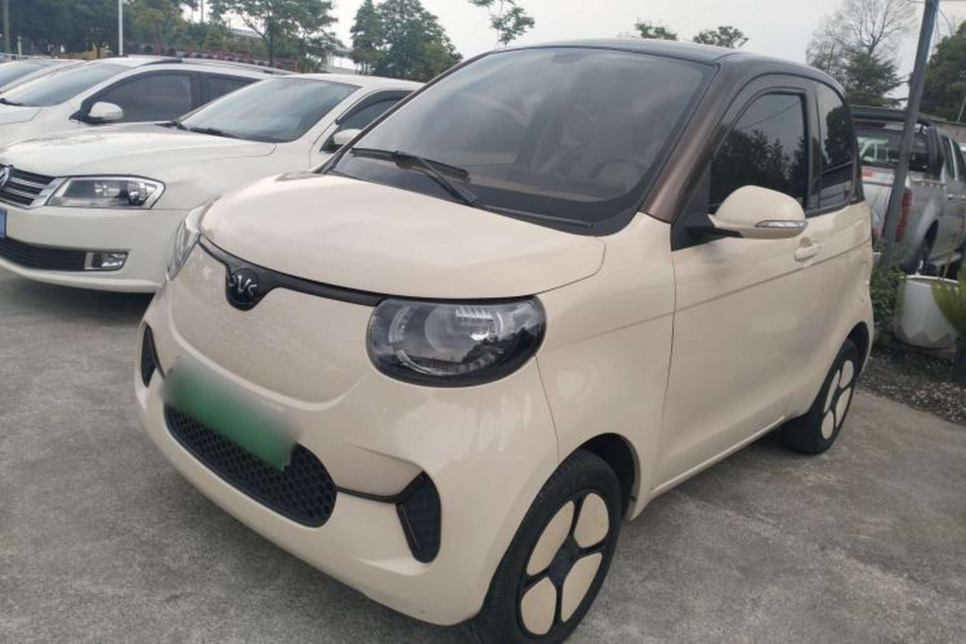 Used Xiaohu EV 2021 FOR-Two Little Cute Tiger Lithium-Ion Battery Front Left 45 Deg