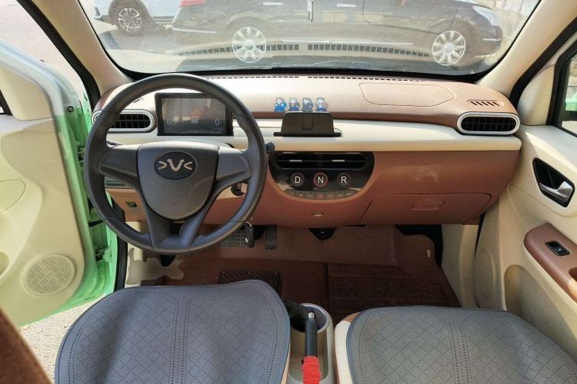 Used Xiaohu EV 2021 FOR-Four Goodie Tiger Lithium Iron Phosphate Interior 2