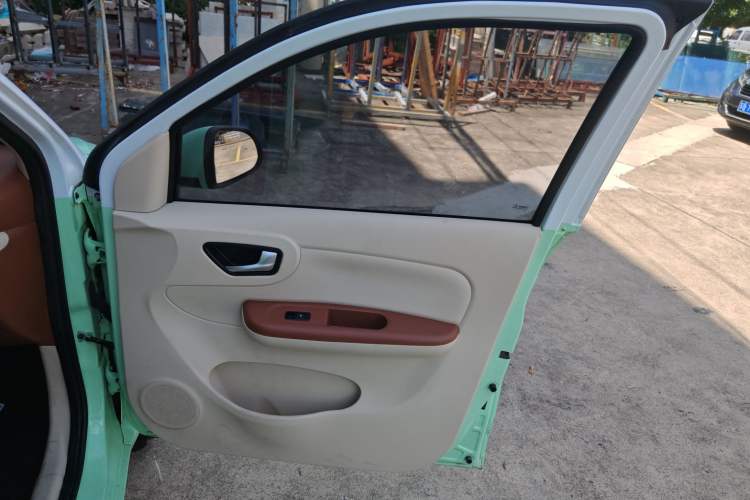 Used Xiaohu EV 2021 FOR-Two Little Cute Tiger Lithium-Ion Battery Interior 5