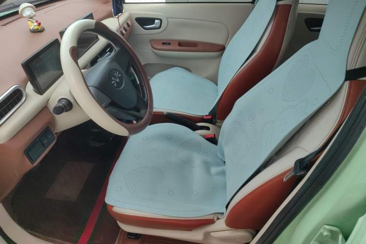 Used Xiaohu EV 2021 FOR-Four Guai Guai Hu Three-Cell Lithium Left Front Seat