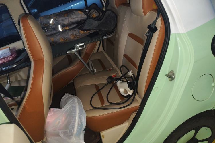 Used Xiaohu EV 2021 FOR-Four Guai Guai Hu Three-Cell Lithium Left Rear Seat