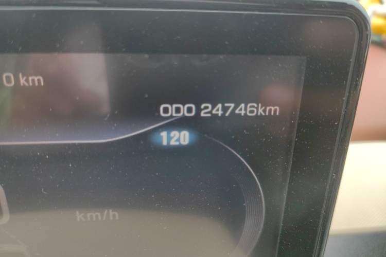 Used Xiaohu EV 2021 FOR-Four Guai Guai Hu Three-Cell Lithium Odometer Close Up