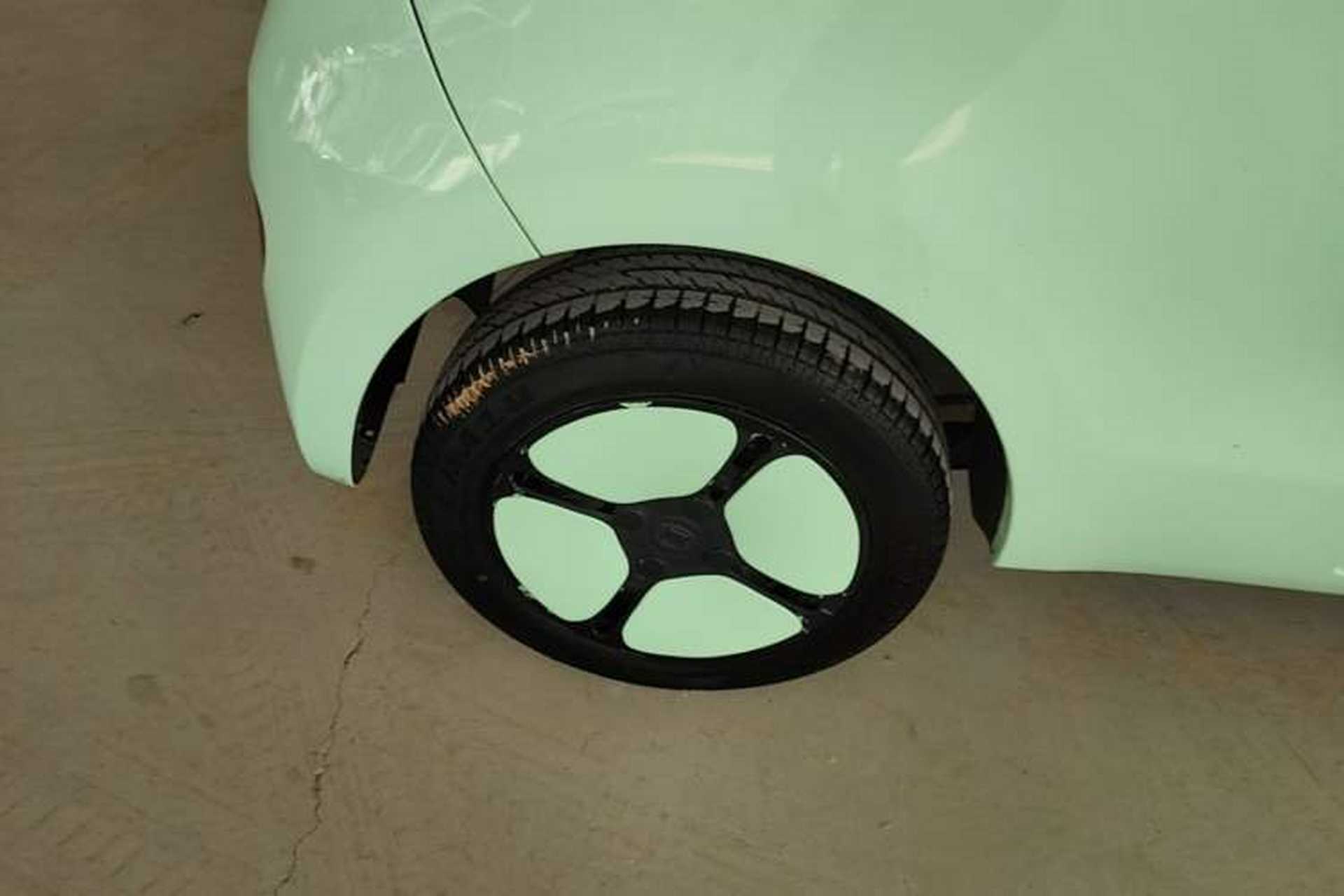 Used Xiaohu EV 2021 FOR-Two Little Cute Tiger Lithium-Ion Battery Right Rear Wheel Hub